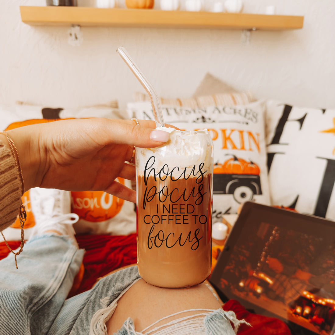 spooky celebration tumbler
wholesale halloween tumblers
bulk fall drink sets
autumn beverage display
spooky season essentials